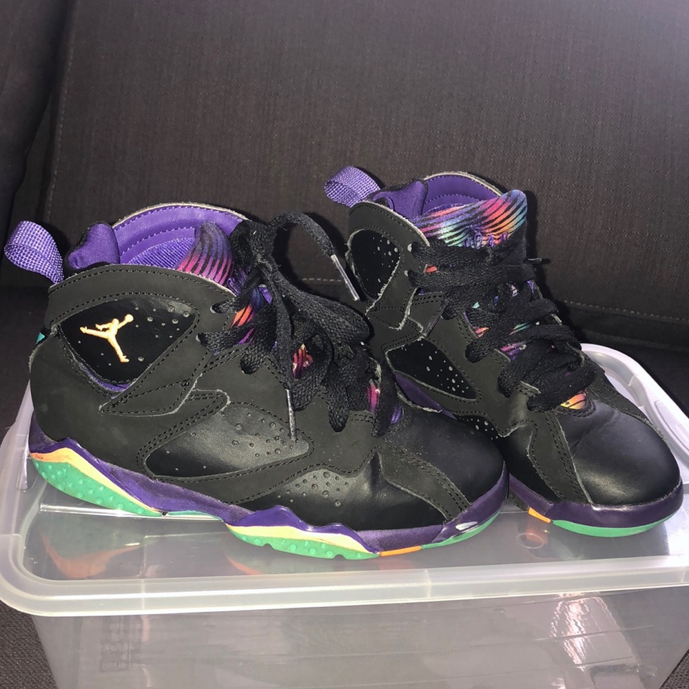 Air Jordan 7 Retro GG 'Lola Bunny'